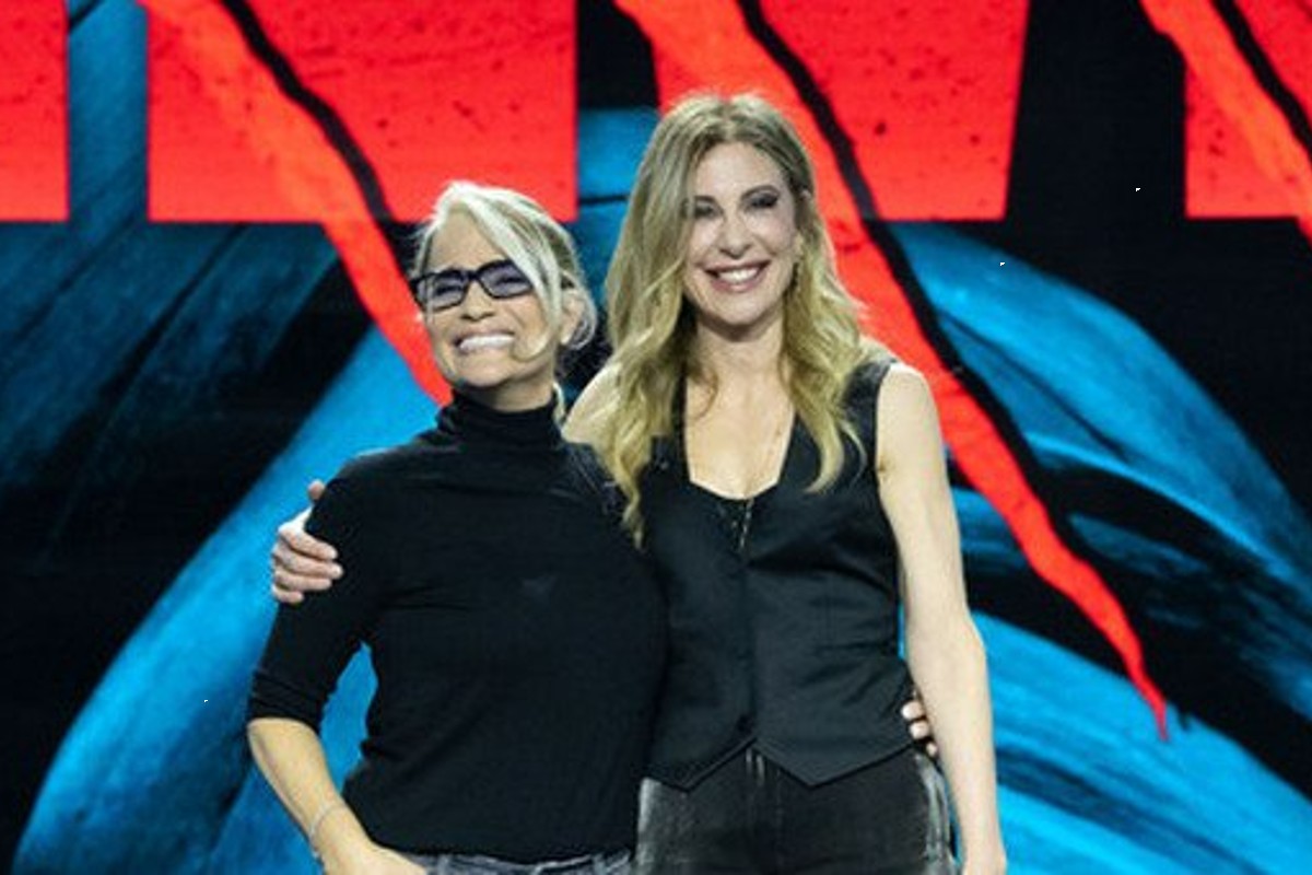 Heather Parisi sorpresa a “Belve”: Presta le manda l’ufficiale giudiziario Heather Parisi sorpresa a “Belve”: Presta le manda l’ufficiale giudiziario