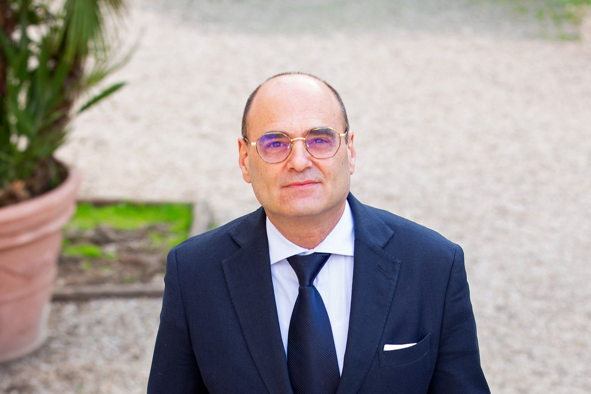 Copia il discorso di Mussolini, manager della pa scelto da Meloni si dimette