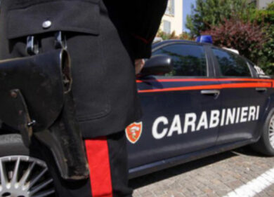 Napoli, ucciso per aver urtato il figlio del boss. Arrestati fratelli vittima