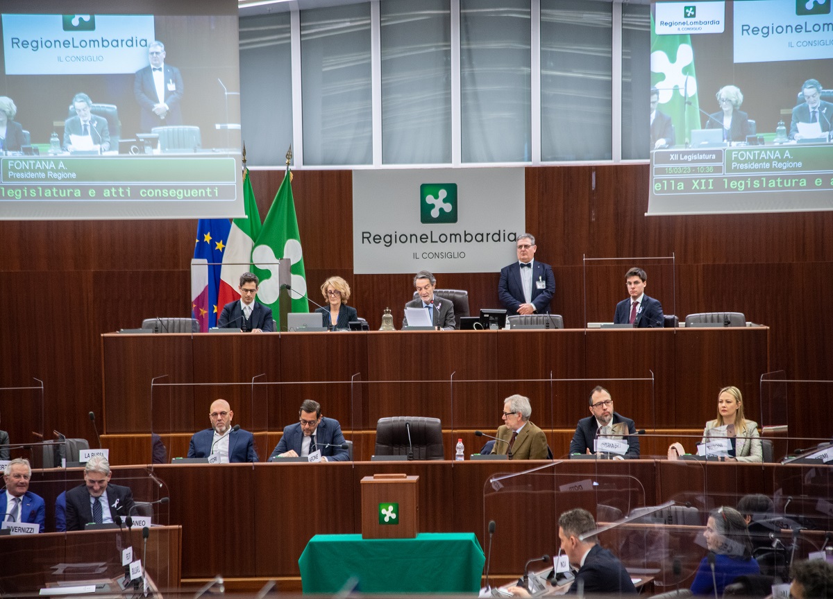 Consiglio regionale Lombardia, 11 ripescati: 5 donne e 6 uomini Consiglio regionale Lombardia, 11 ripescati: 5 donne e 6 uomini
