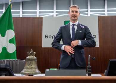 Il nuovo presidente del consiglio regionale lombardo è Federico Romani (FdI)