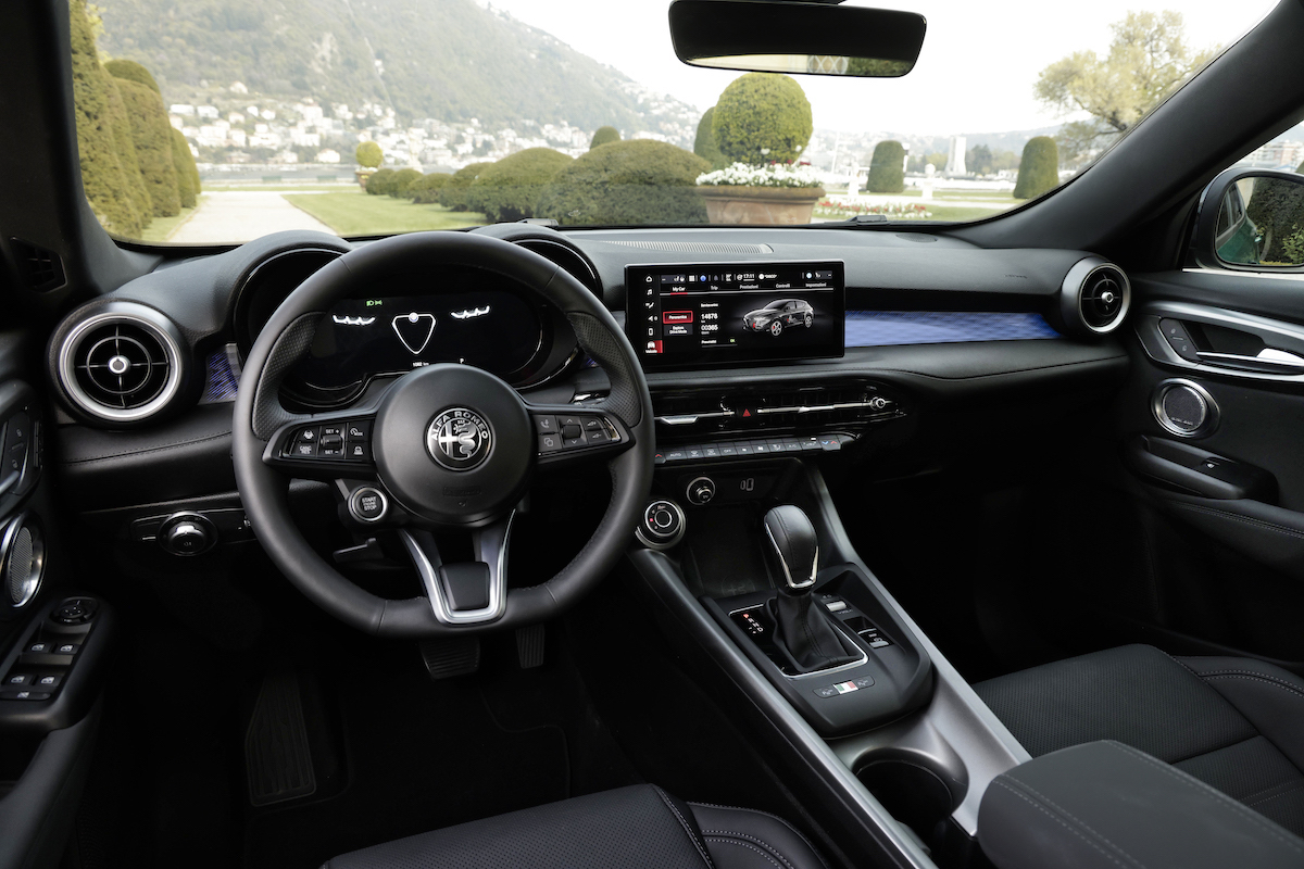 Alfa Romeo Tonale Hybrid Plug-In Q4 viaggia su Spotify Alfa Romeo Tonale Hybrid Plug-In Q4 viaggia su Spotify