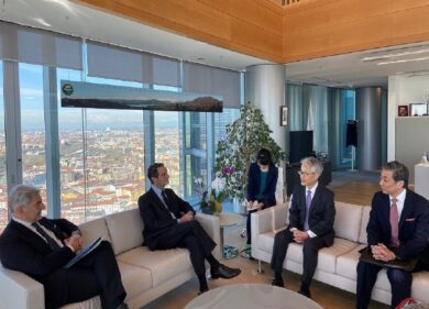 Fontana incontra ambasciatore Giappone: “Intesa su economia e turismo”