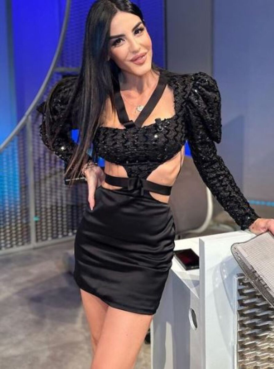 Barbara Francesca Ovieni alza gli ascolti di 7Gold, dalla storia con il rapper Moreno alla tv. Ecco chi è