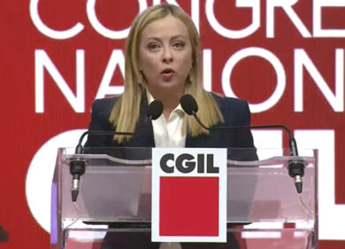 Cgil, Meloni cita Ferragni e sferza la platea: “Puntare tutto sulla crescita”