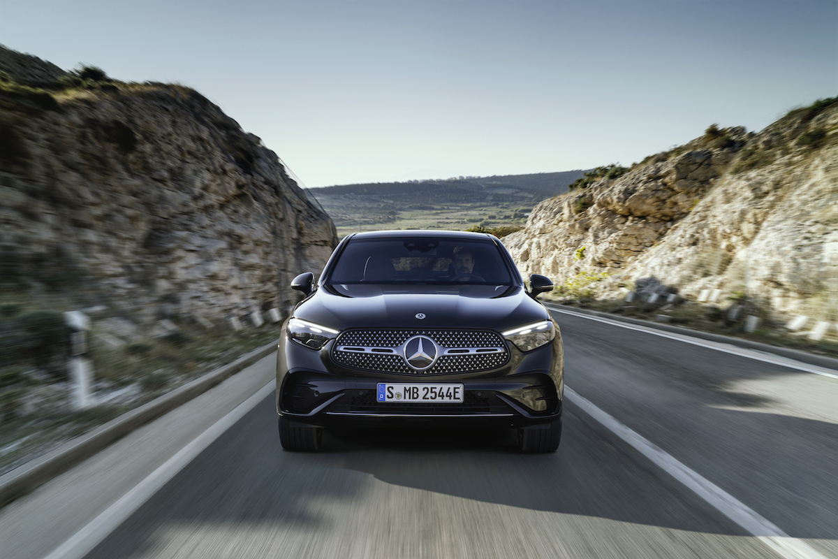 Nuova Mercedes GLC Coupé, prestazioni sportive e carattere off road