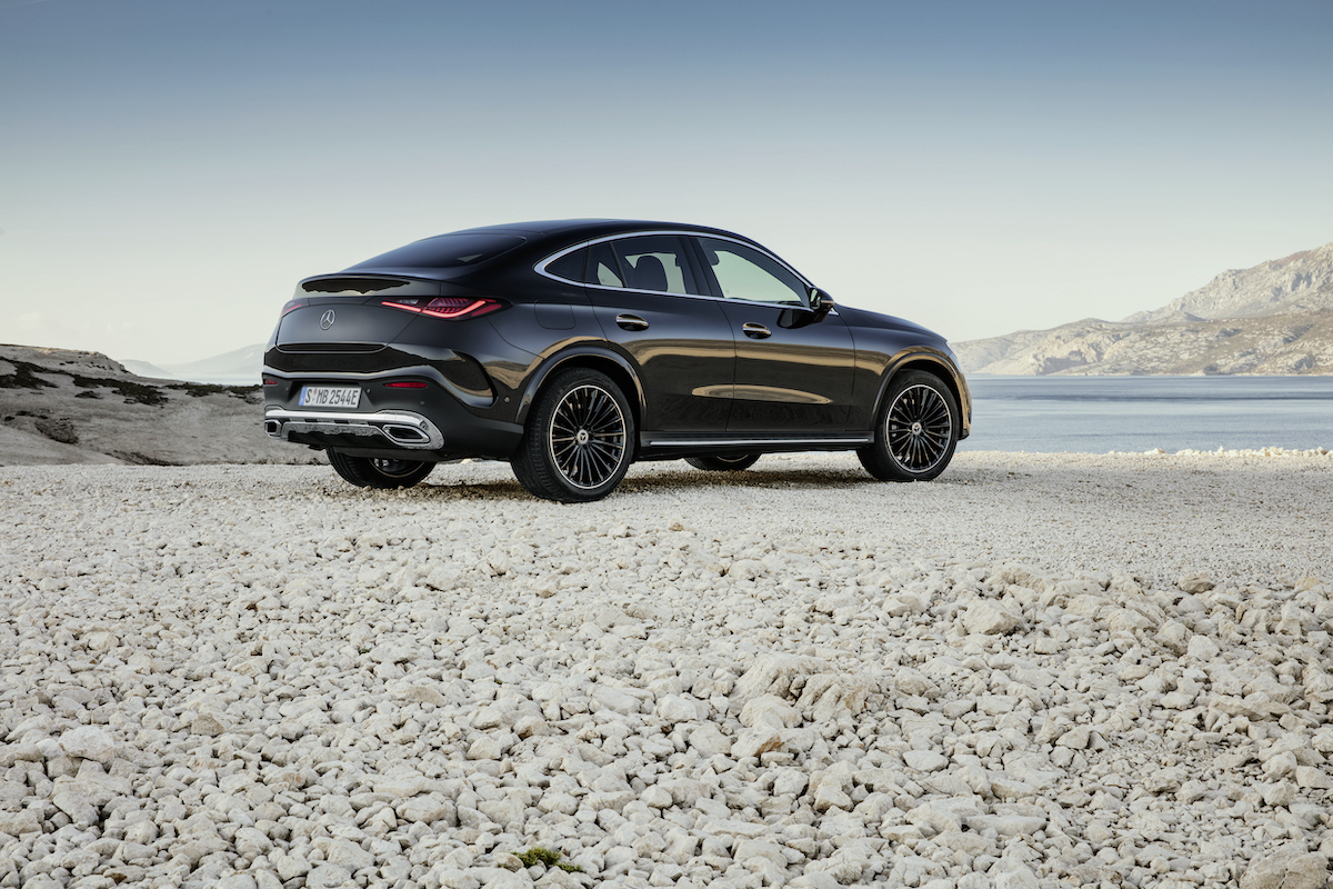 Nuova Mercedes GLC Coupé, prestazioni sportive e carattere off road