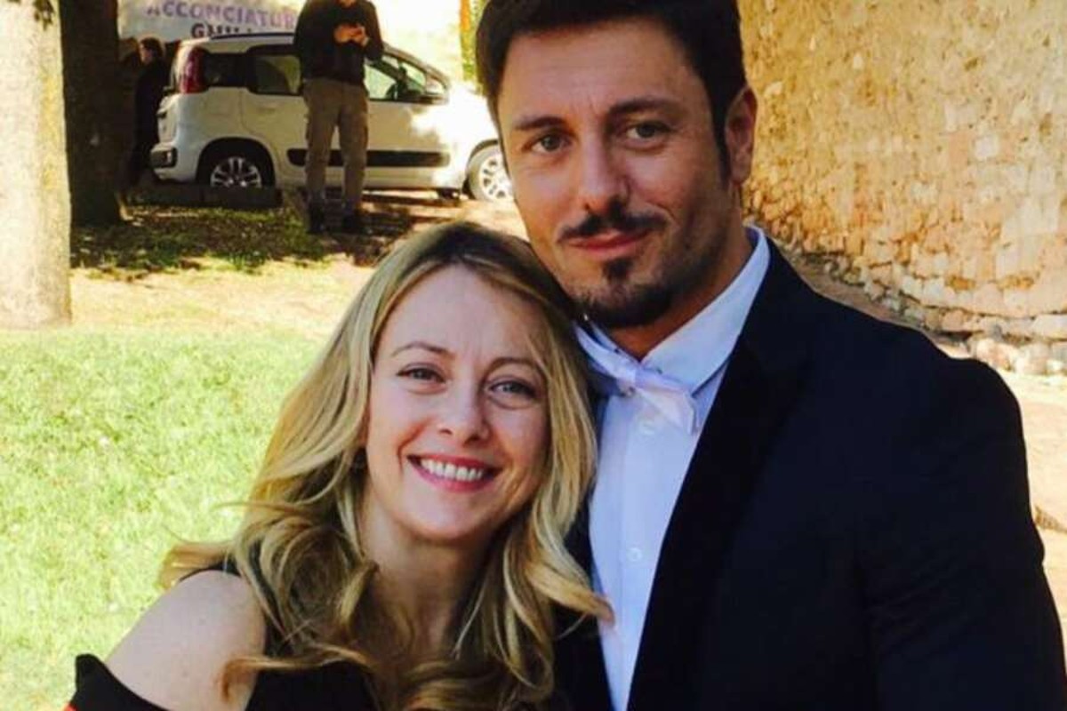 Andrea Giambruno torna in tv. Ecco che cosa condurrà il compagno di Giorgia Meloni Andrea Giambruno torna in tv. Ecco che cosa condurrà il compagno di Giorgia Meloni
