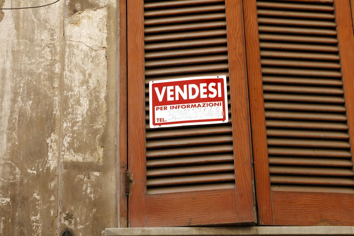 Roma, dal Centro alla periferia crollano i prezzi delle case: -23% in 10 anni