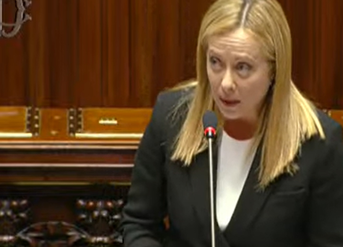 Migranti, Meloni: “Mia coscienza a posto. Visegrad? Accolgono mln di profughi” Migranti, Meloni: “Mia coscienza a posto. Visegrad? Accolgono mln di profughi”