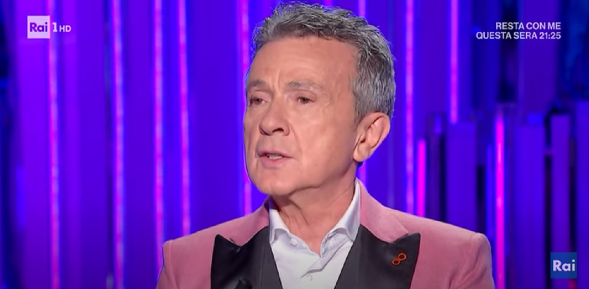 Mara Venier gela Pupo: “Il tuo successo con le donne? Forse le pagavi?” Mara Venier gela Pupo: “Il tuo successo con le donne? Forse le pagavi?”