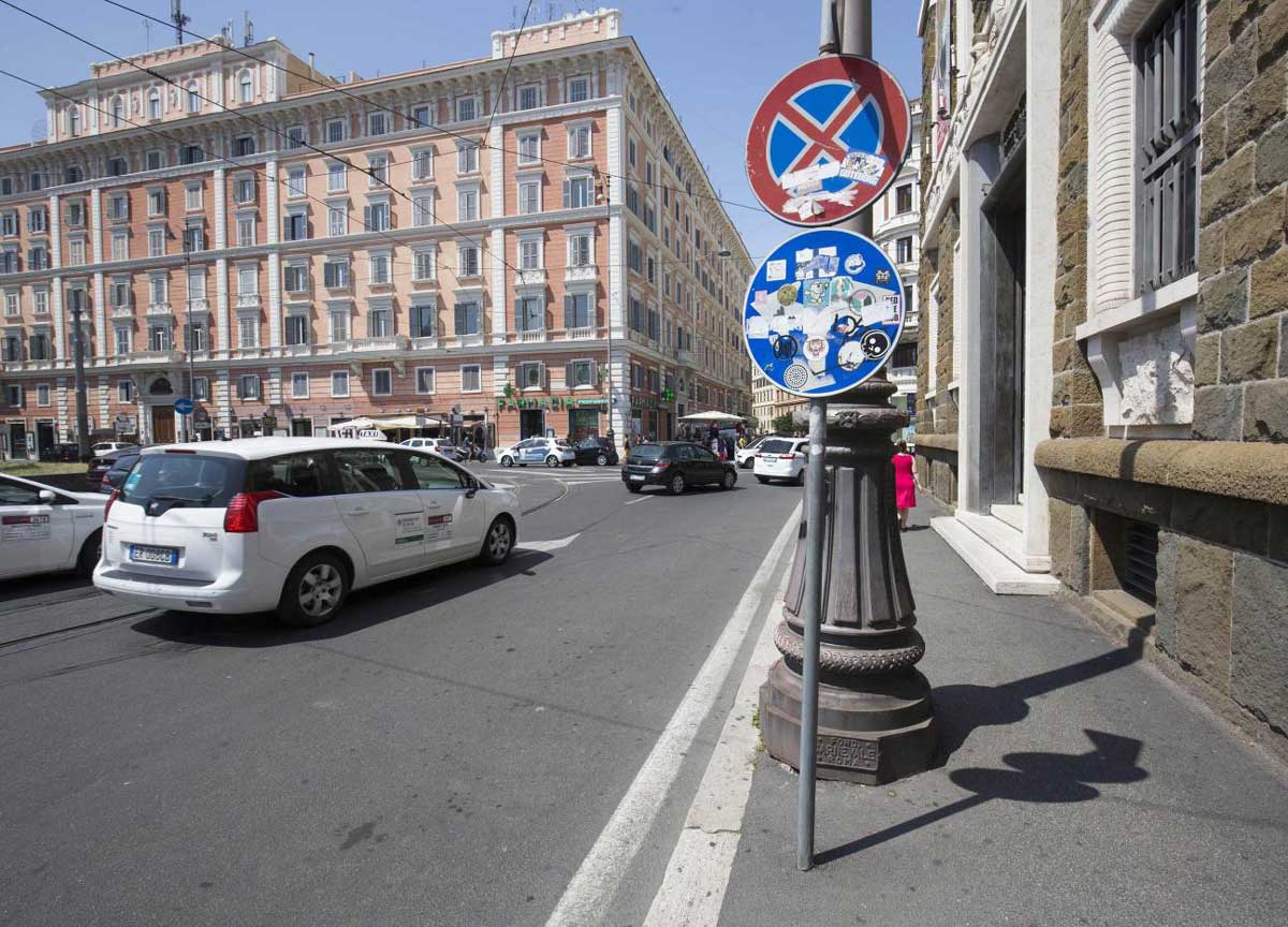 Giubileo 2025 e parcheggi, l’abbuffata privata: fondi concessi senza gare Giubileo 2025 e parcheggi, l’abbuffata privata: fondi concessi senza gare