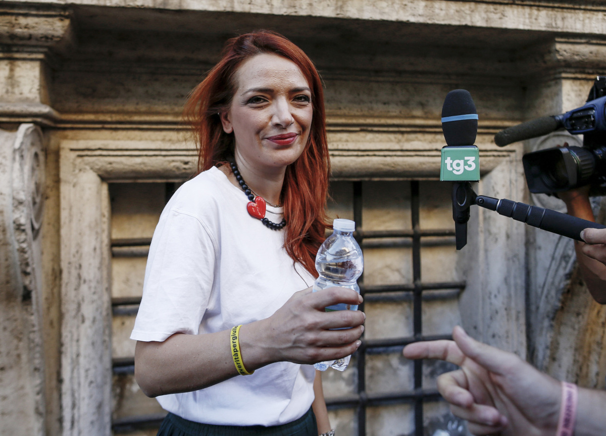 Jasmine Cristallo: “Inceneritore a Roma? No. Basta un posacenere da borsa”