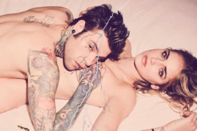 Fedez e la nave Ong: “Con sopra la mia faccia”. I migranti ora sono al sicuro