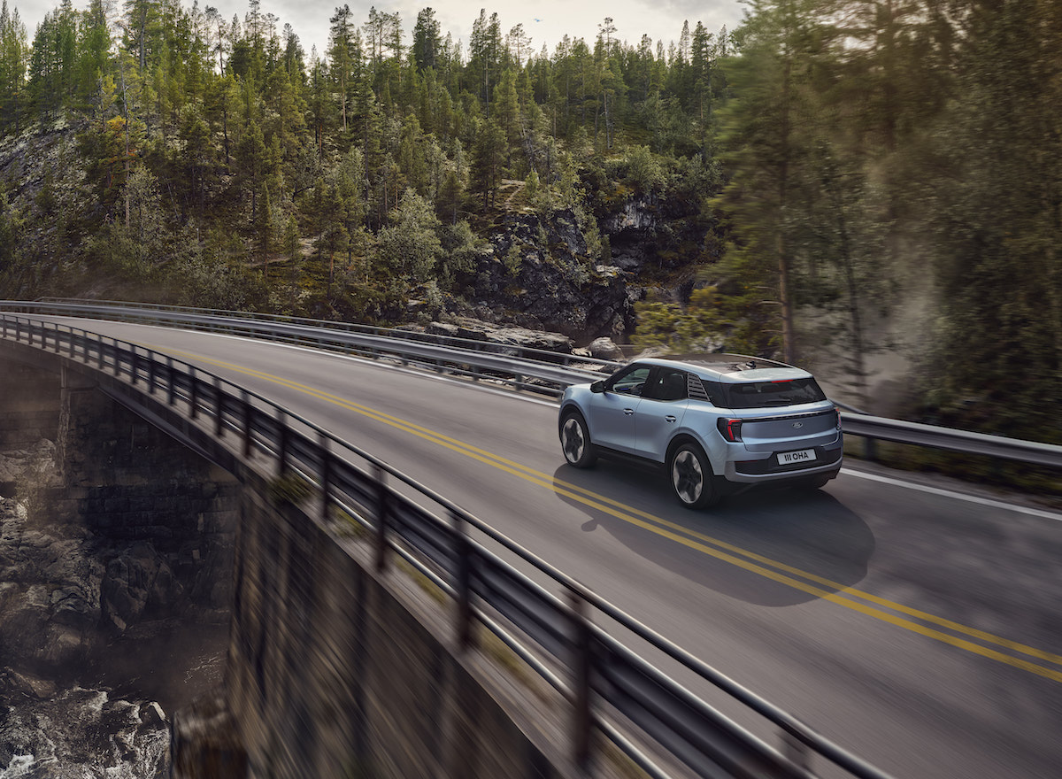 Nuovo Explorer 100% elettrico, la svolta green di Ford
