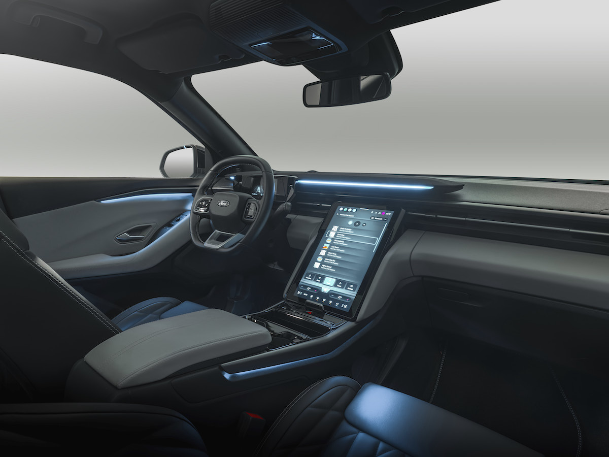 Nuovo Explorer 100% elettrico, la svolta green di Ford