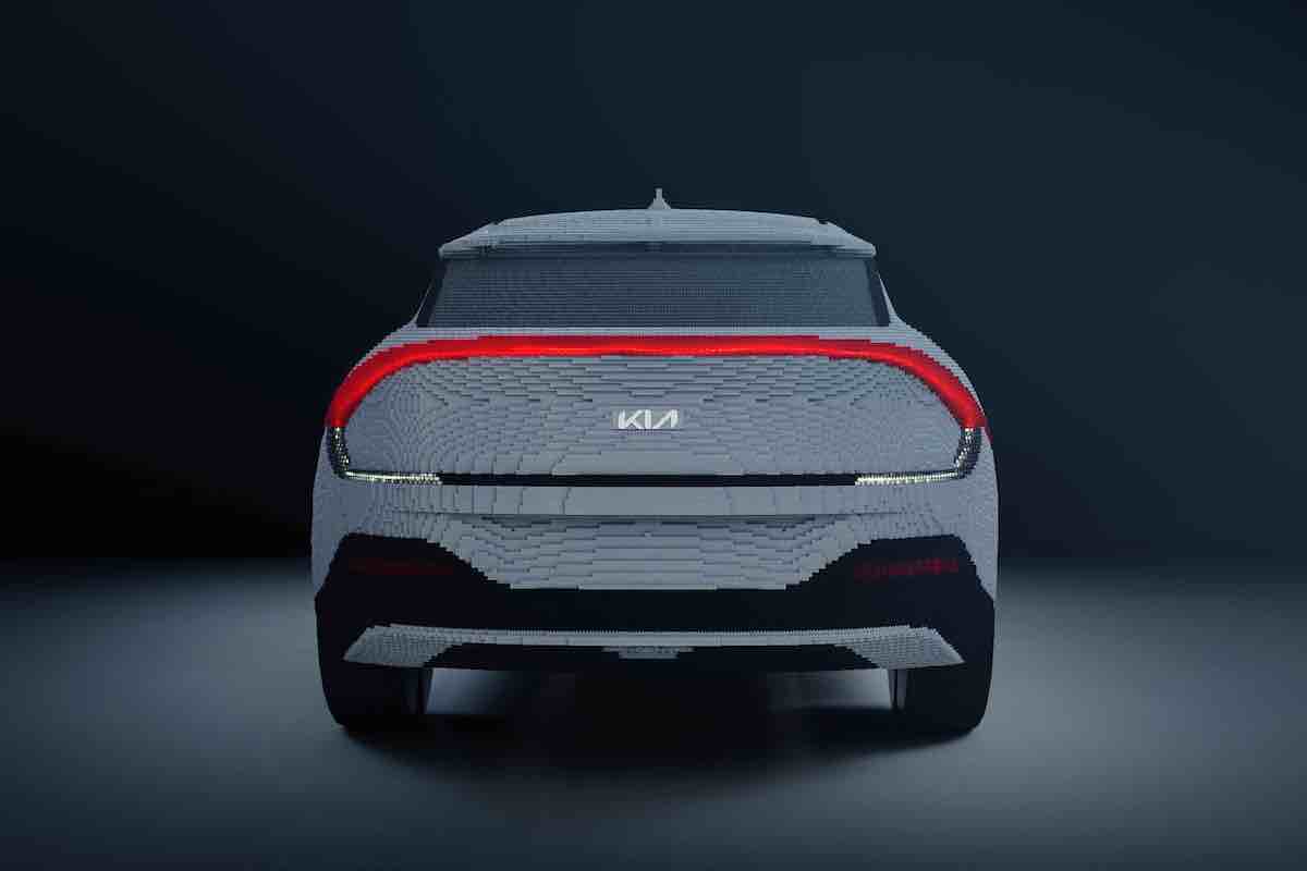 Kia presenta EV6 Brick To The Future Kia presenta EV6 Brick To The Future