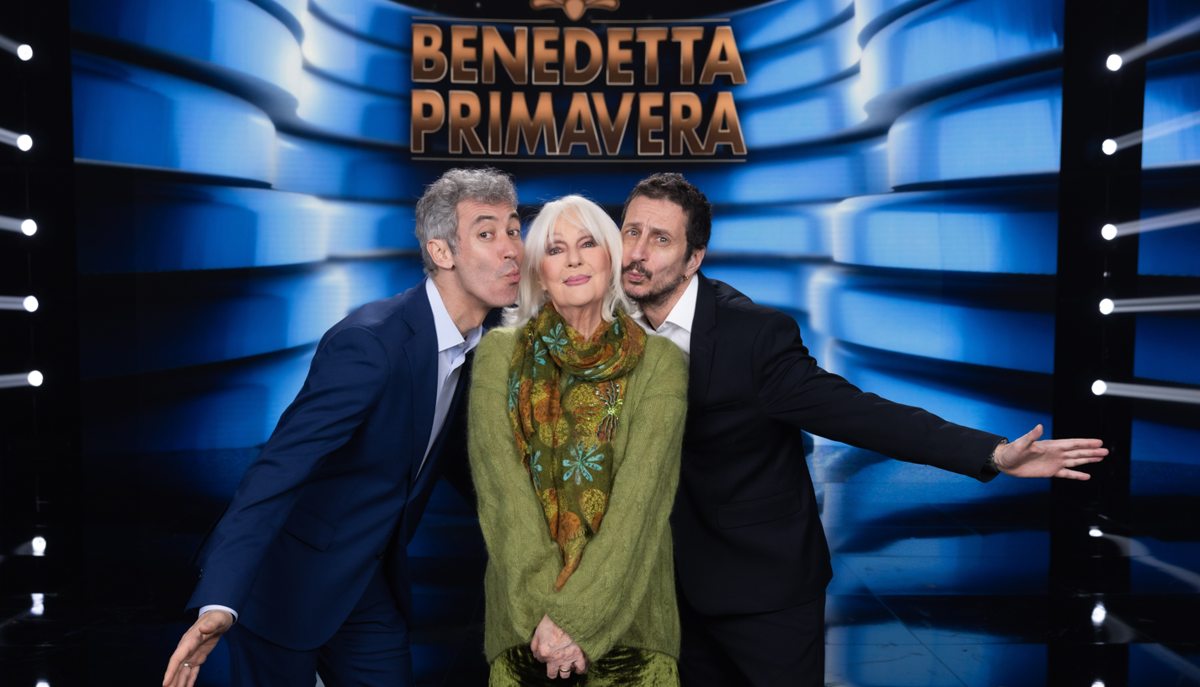 Flavio Insinna, Giorgia e… Gli ospiti Loretta Goggi a Benedetta Primavera Flavio Insinna, Giorgia e… Gli ospiti Loretta Goggi a Benedetta Primavera