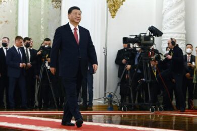 Ucraina, l’Europa vuole credere a Xi. Ma Zelensky, Putin e Biden frenano