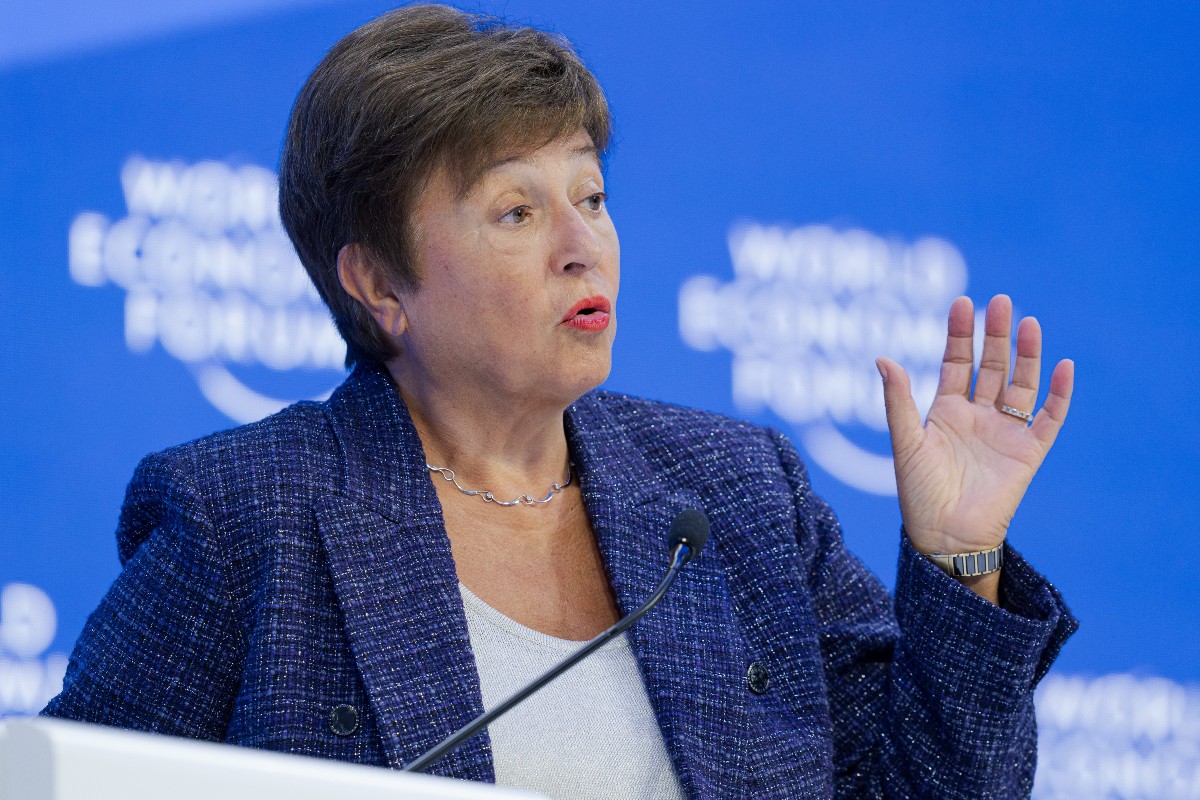 “La stabilità finanziaria è a rischio”, la previsione del Fmi allarma il mondo “La stabilità finanziaria è a rischio”, la previsione del Fmi allarma il mondo