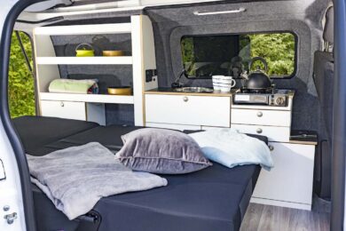 Opel Vivaro si trasforma in un camper