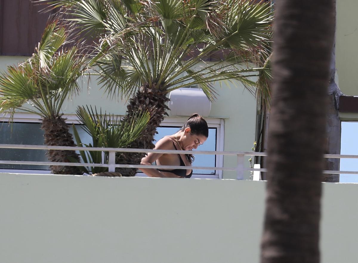 Melissa Satta e Matteo Berrettini: amore, relax e allenamenti a Miami. LE FOTO Melissa Satta e Matteo Berrettini: amore, relax e allenamenti a Miami. LE FOTO