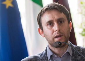 Roma, il Comune cerca 2 esperti veterinari: 700€ mese: è nuovo schiavismo