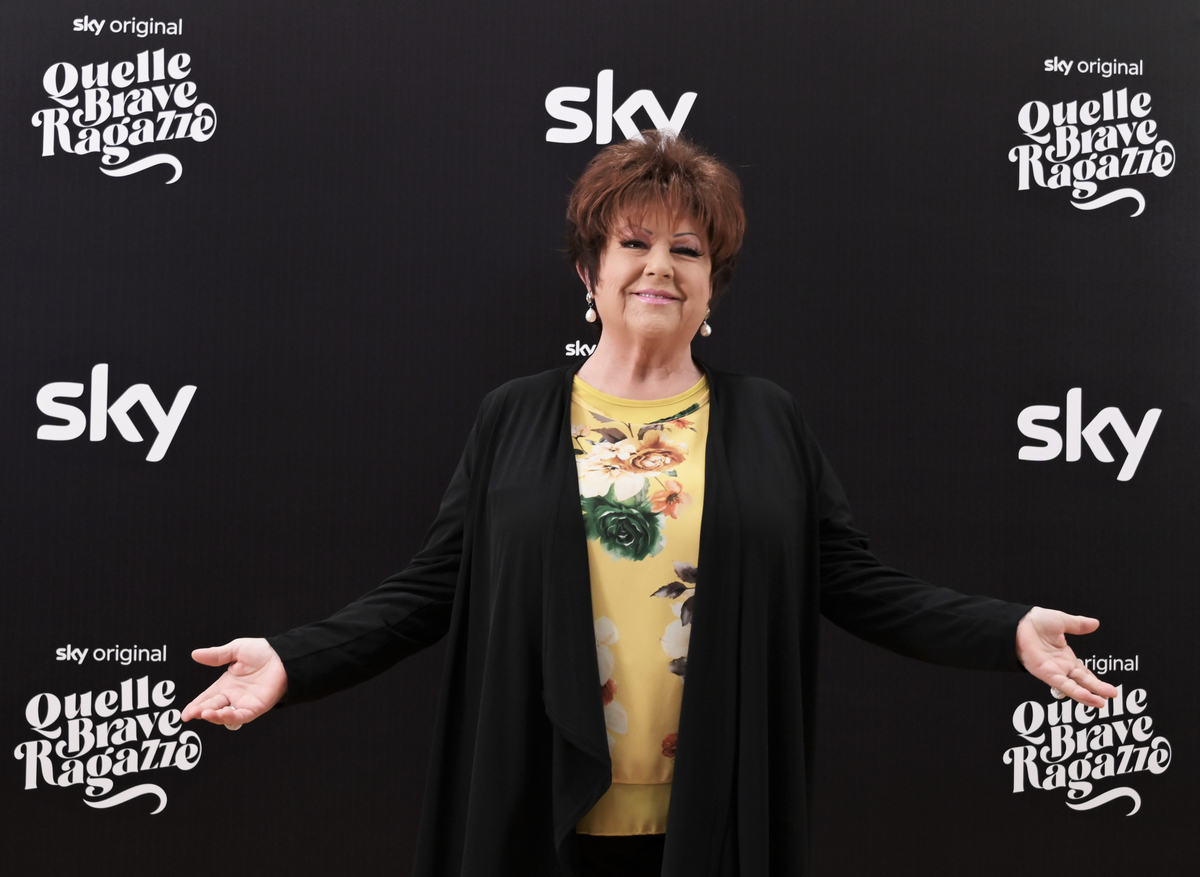 Orietta Berti e il furto d’identità: la denuncia in questura Orietta Berti e il furto d’identità: la denuncia in questura