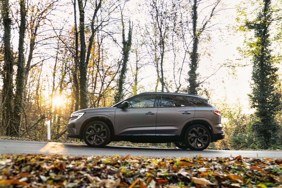 Renault Austral E-Tech Full Hybrid, consumi ridotti e piacere di guida