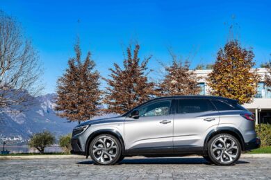 Renault Austral E-Tech Full Hybrid, consumi ridotti e piacere di guida