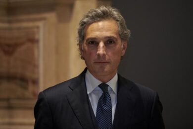 Intesa Sanpaolo porta sette artisti emergenti a miart 2023