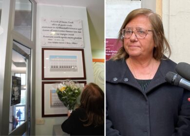 Fausto e Iaio, Frassinetti (FdI) depone fiori sulla targa a Milano