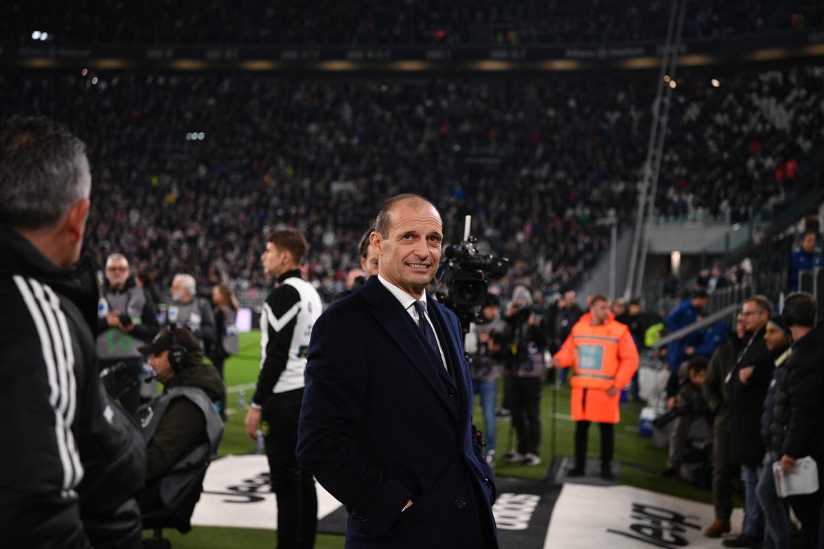 Simeone batte Guardiola: allenatore più pagato al mondo. Allegri in top-5 Simeone batte Guardiola: allenatore più pagato al mondo. Allegri in top-5