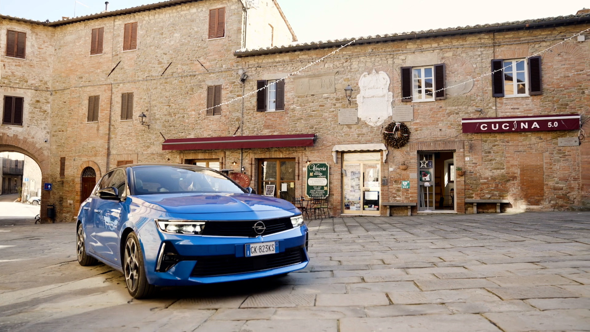 Mercato auto: Opel cresce del 42% nel mese di marzo