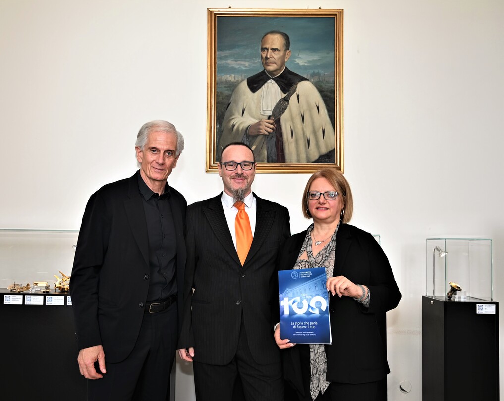 L’Università degli Studi di Milano Cento anni di storia, scienza, arte e cultura L’Università degli Studi di Milano Cento anni di storia, scienza, arte e cultura