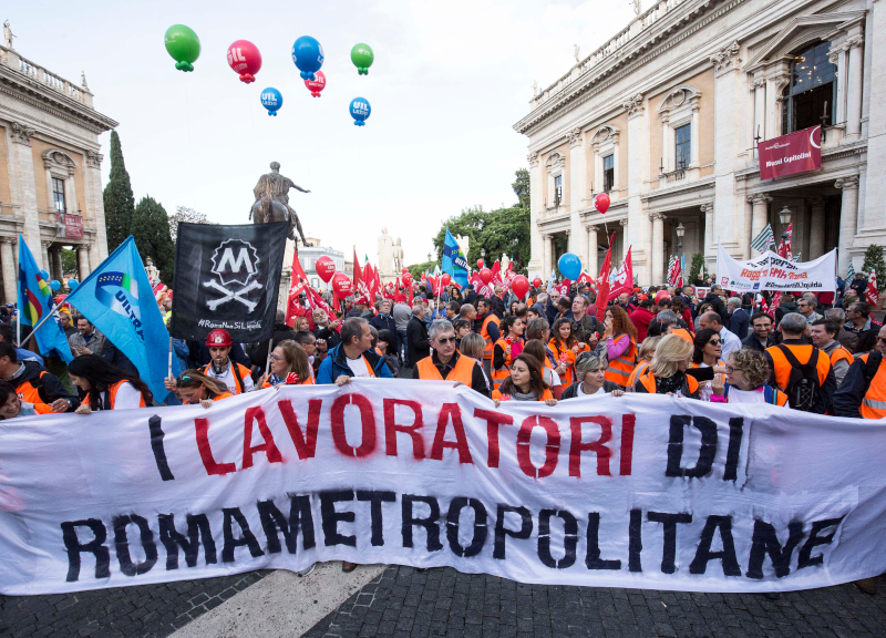 Roma Metropolitane, Cgil, Cisl, Uil: “Indecente: il Comune rinvia il problema” Roma Metropolitane, Cgil, Cisl, Uil: “Indecente: il Comune rinvia il problema”