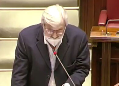 Vittorio Sgarbi a processo, ecco quando insultò la vicepresidente Carfagna