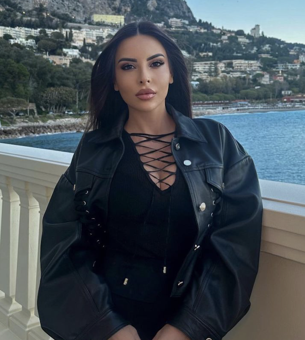 Marialuisa Jacobelli, scollatura da paura a Monte Carlo. La giornalista di Sport Mediaset senza freni. FOTO