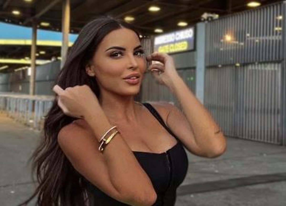 Marialuisa Jacobelli, scollatura da paura a Monte Carlo. La giornalista di Sport Mediaset senza freni. FOTO
