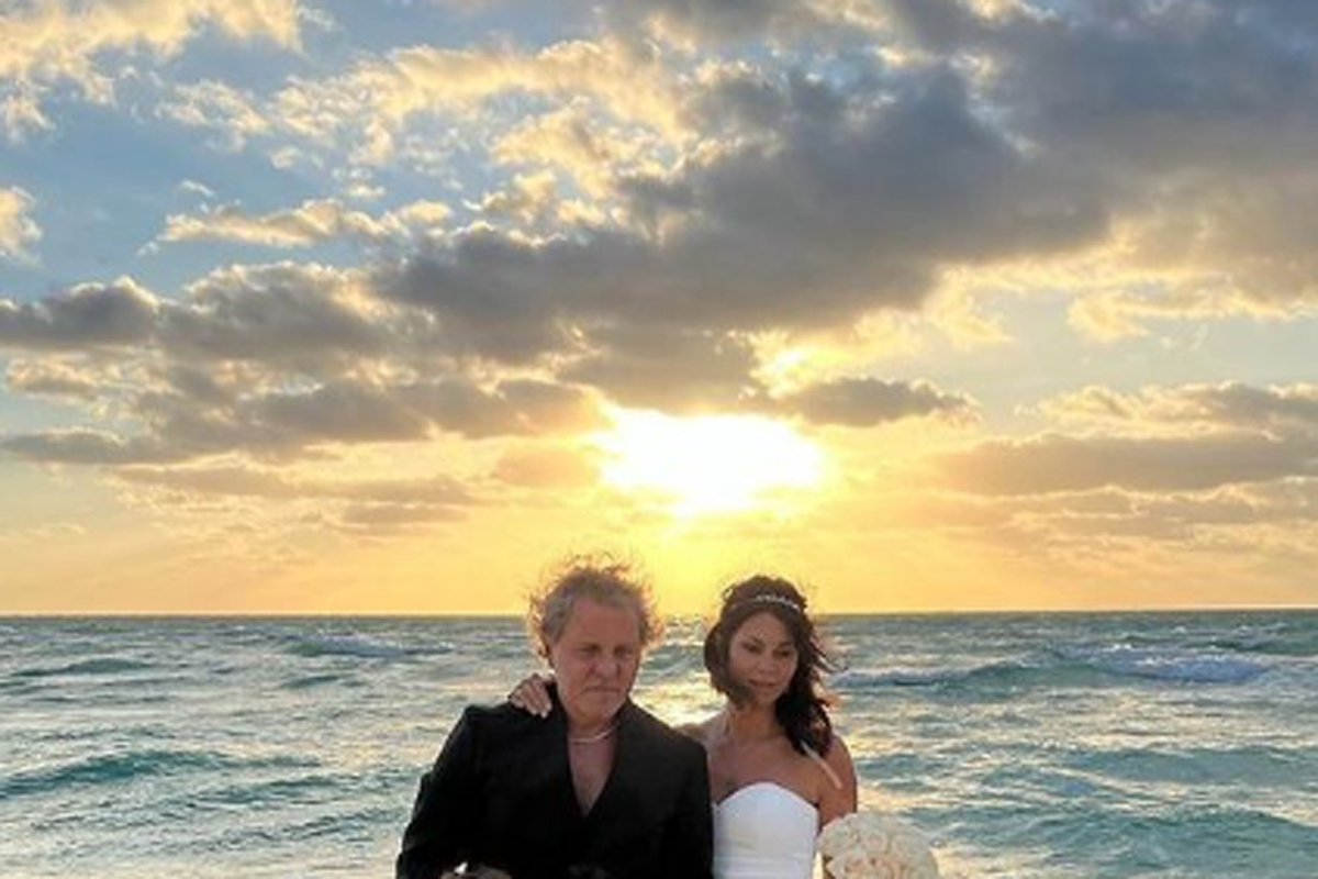 Renzo Rosso e Arianna Alessi: “Le nozze segrete? Agli stilisti dicemmo che…” Renzo Rosso e Arianna Alessi: “Le nozze segrete? Agli stilisti dicemmo che…”