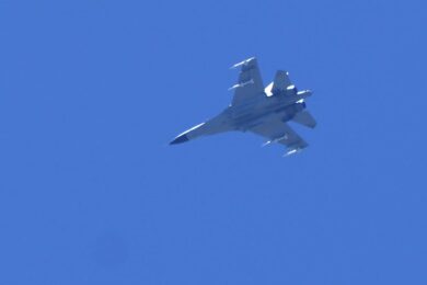 Macron se ne va e Xi circonda Taiwan. Via a 72 ore di esercitazioni militari