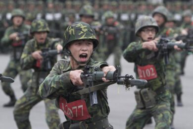 Taiwan, Cina: “Pronti a combattere. Pace e indipendenza da escludere”