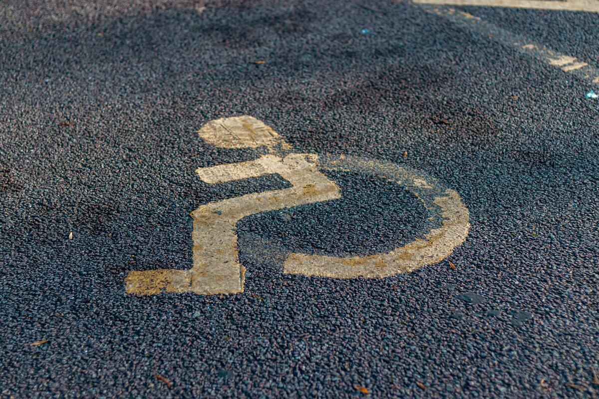 Disabili Roma, la storia di Marco, parcheggio negato per un documento scaduto Disabili Roma, la storia di Marco, parcheggio negato per un documento scaduto