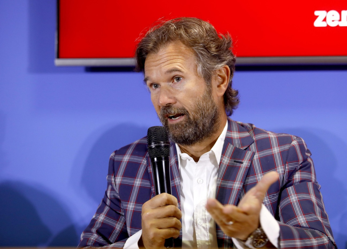 Cracco in rosso, lo chef Morelli conferma lo scoop di Affari: “Crisi generale” Cracco in rosso, lo chef Morelli conferma lo scoop di Affari: “Crisi generale”
