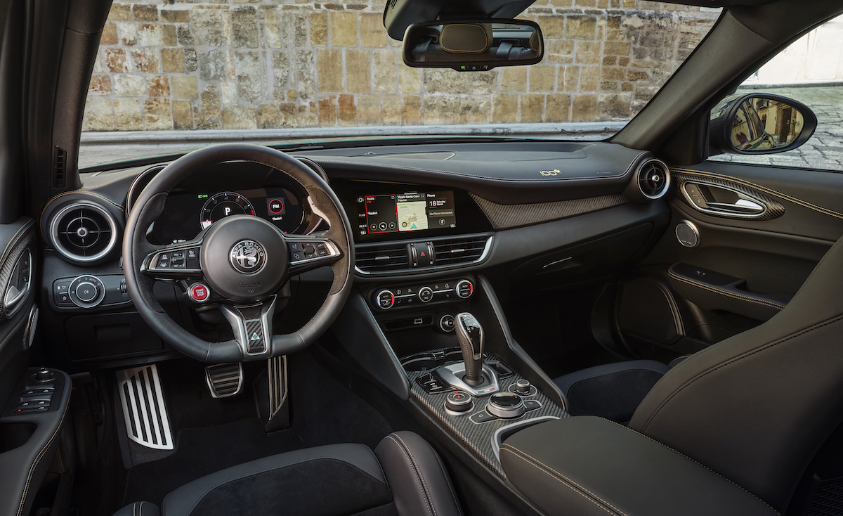 Alfa Romeo presenta le nuove Giulia e Stelvio “Quadrifoglio 100° Anniversario”