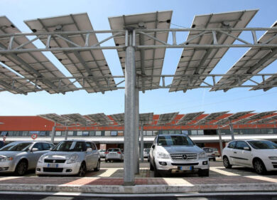 Pale e fotovoltaico: “Basta con i mostri”. Sgarbi e Rocca: “Il Lazio è saturo”