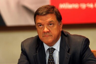 Qatargate, l’Italia non consegna Cozzolino ai pm belgi: “Non avete prove”