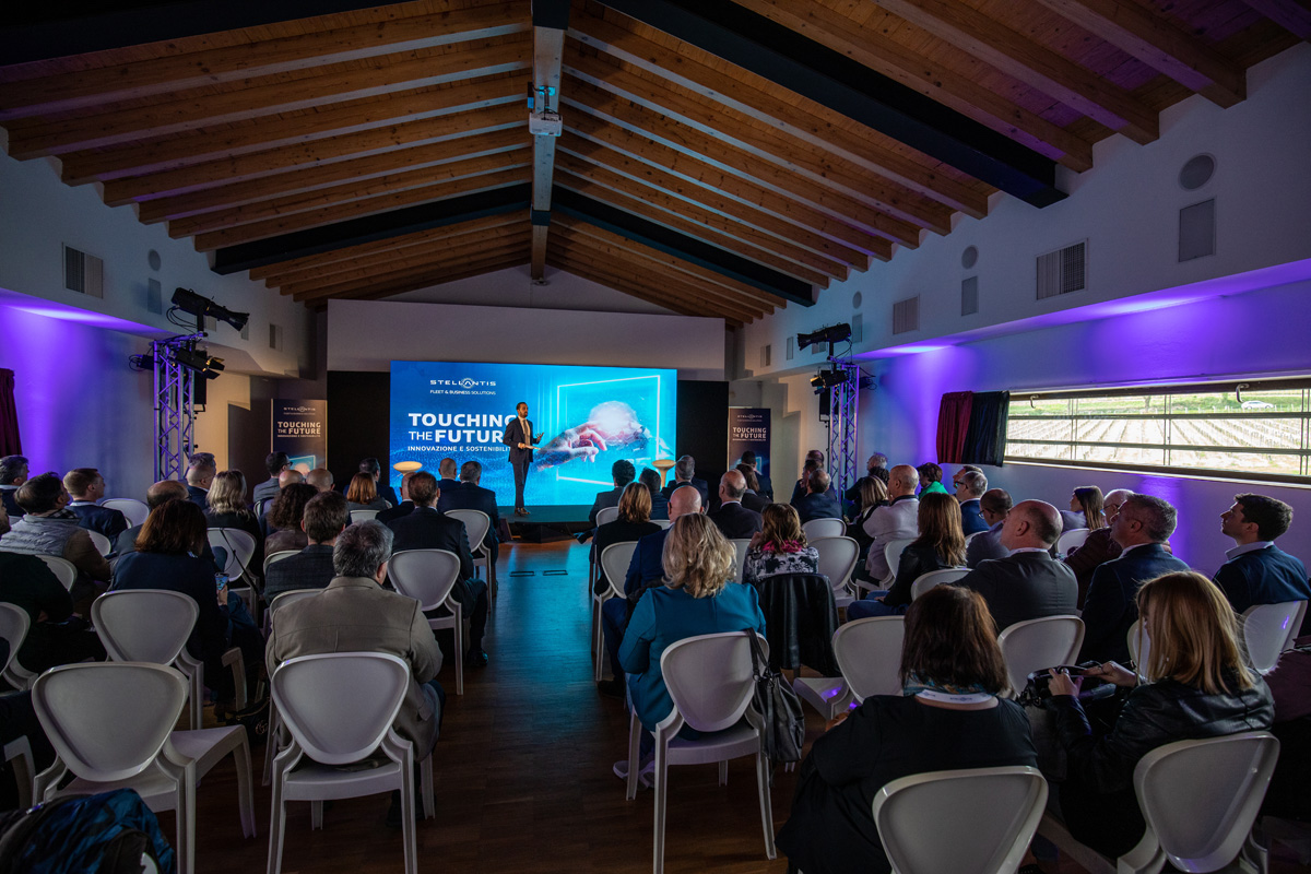 Stellantis Fleet & Business Solutions al fianco dei clienti corporate