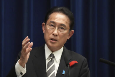 Giappone, attentato contro il premier Kishida. VIDEO