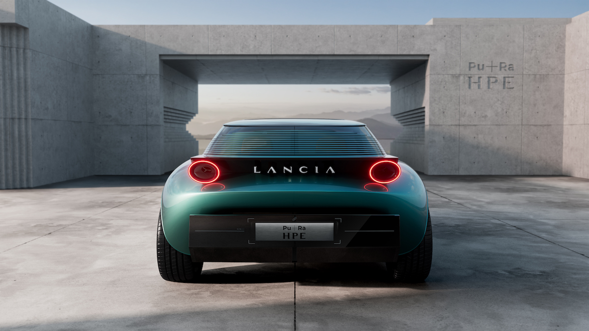 Lancia svela Pu+Ra HPE, la prima vettura della nuova era di Lancia